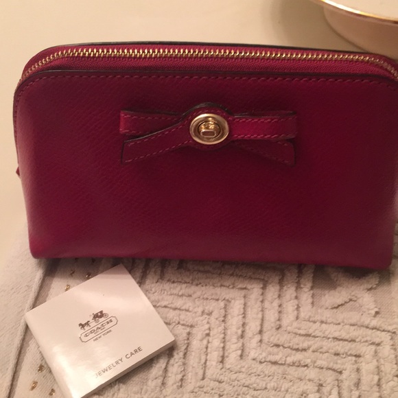 Coach magenta pink pouch set - Picture 3 of 7